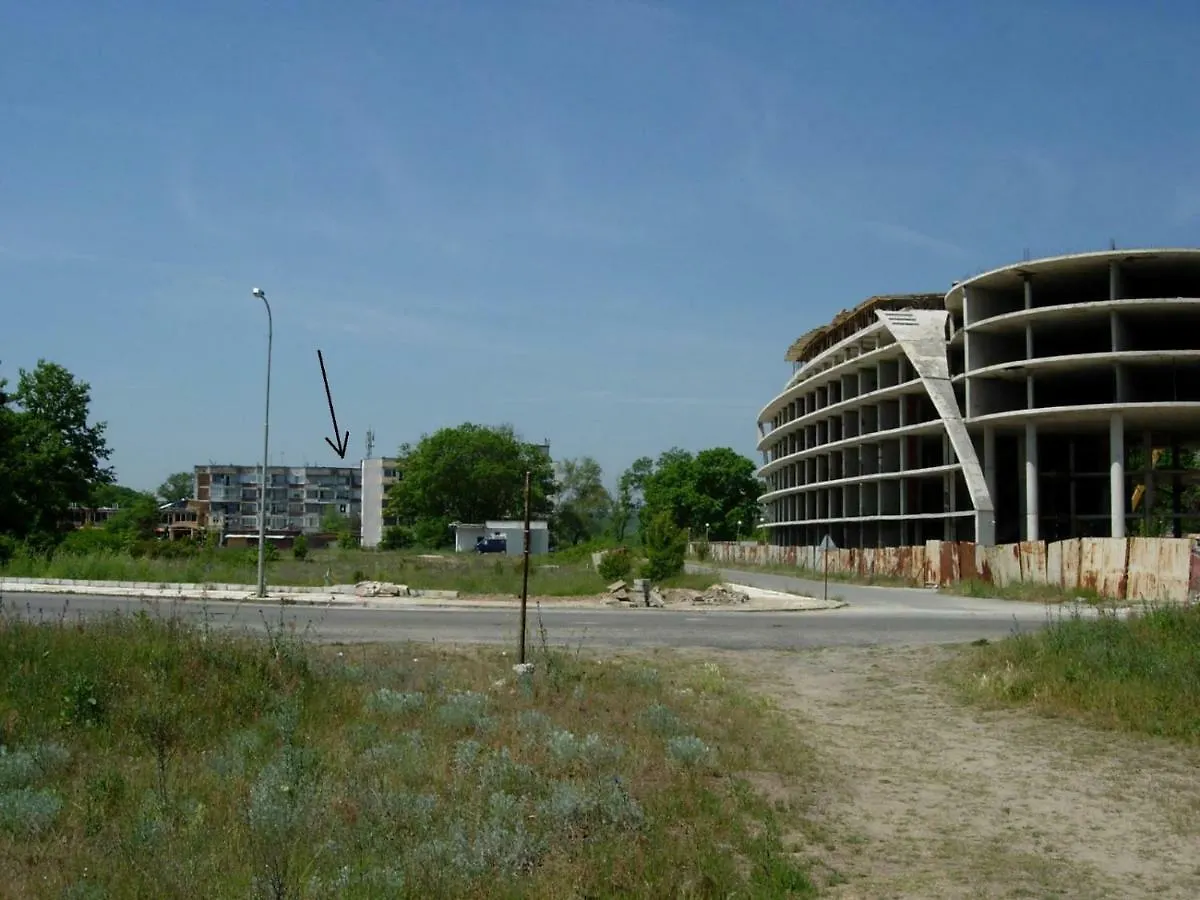 Апартамент Флора - Гр.Приморско Ммц Apartment Primorsko
